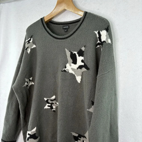 Torrid Women’s Plus Size 3 (22/24) Grey Stars Crewneck Sweater Comfy Casual - Picture 5 of 7
